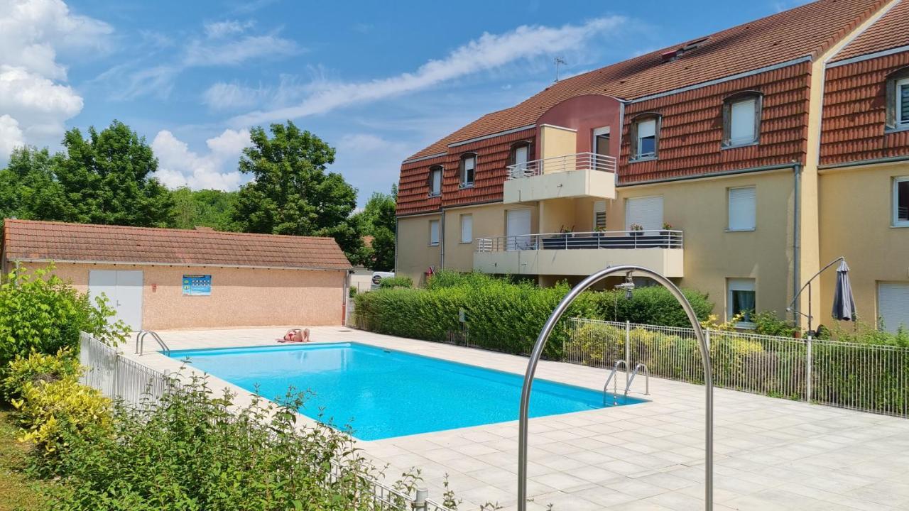 Beaune Appartement Avec Parking Et Wifi Gratuit Екстер'єр фото